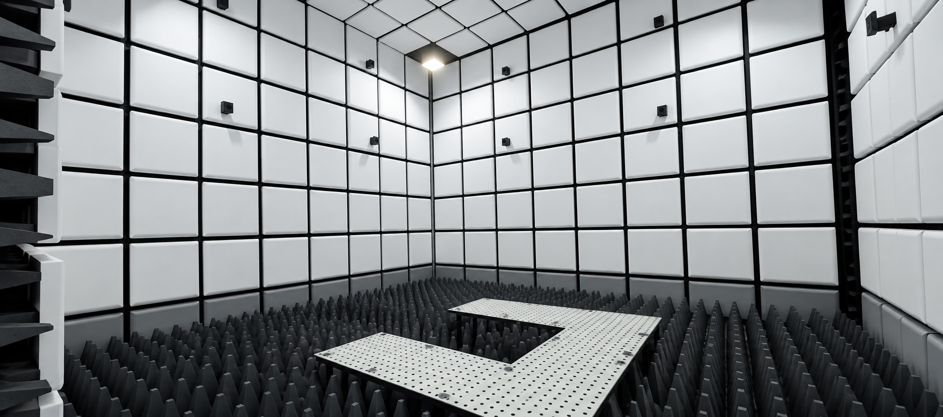 Aracion product chamber